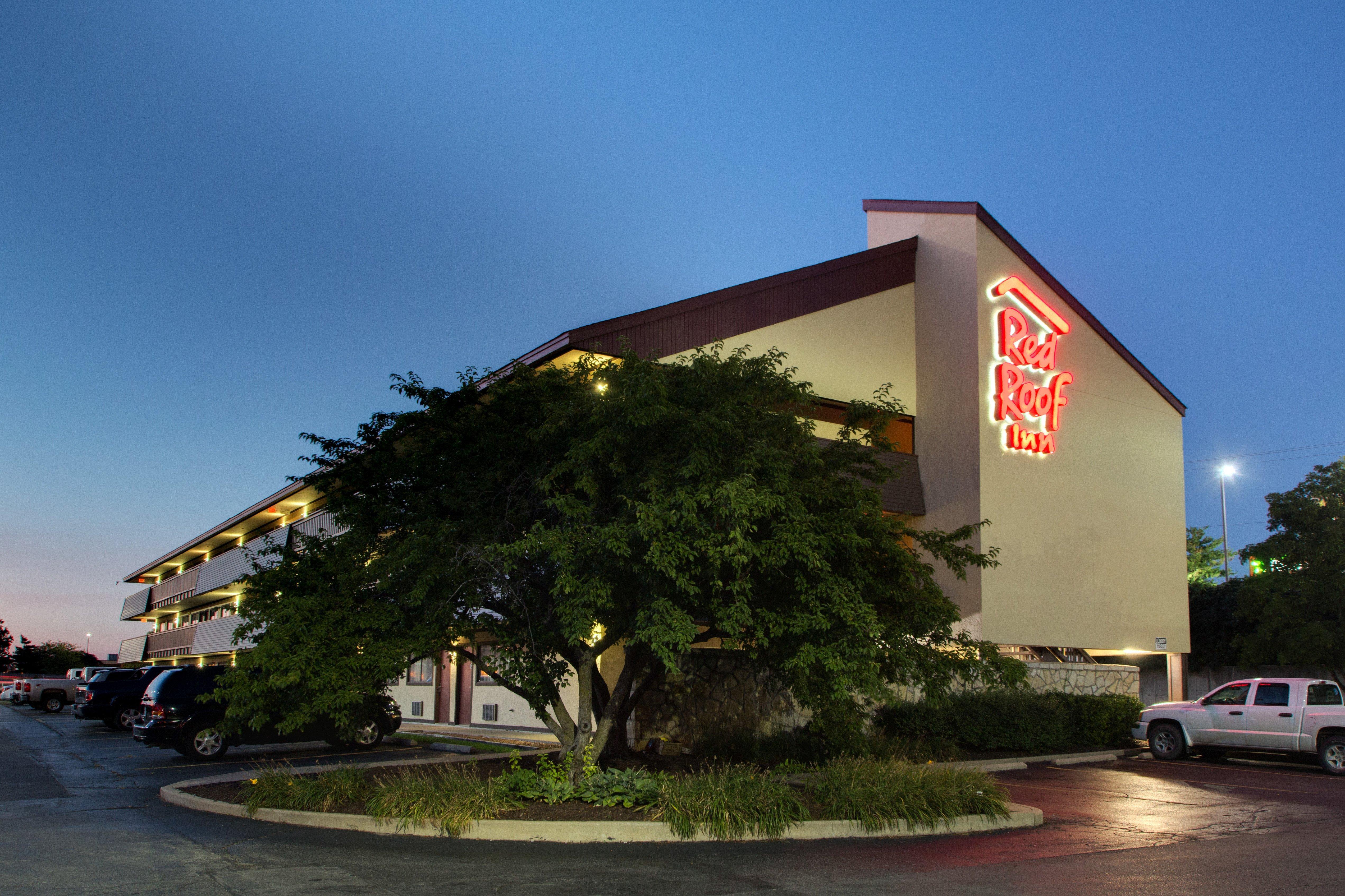Red Roof Inn St Louis - Westport - Maryland Heights Ascalon Bagian luar foto