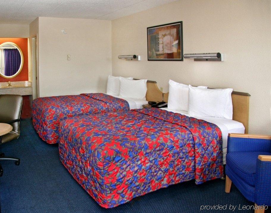 Red Roof Inn St Louis - Westport - Maryland Heights Ascalon Bagian luar foto